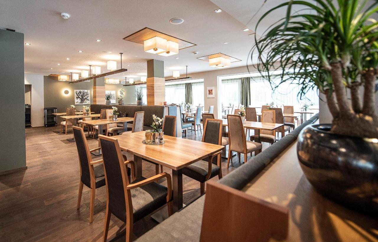 Vitalpina Hotel Waldhof Rablà Esterno foto