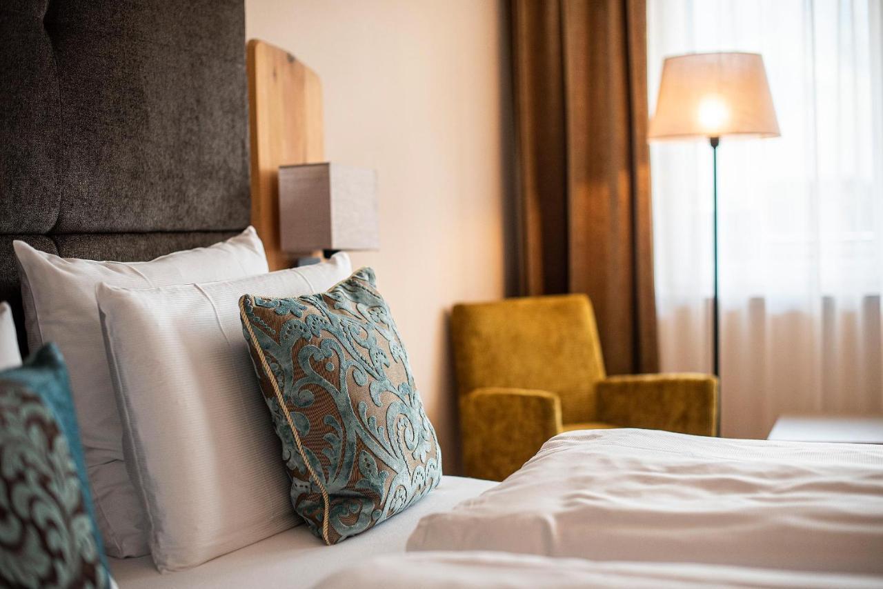 Vitalpina Hotel Waldhof Rablà Esterno foto