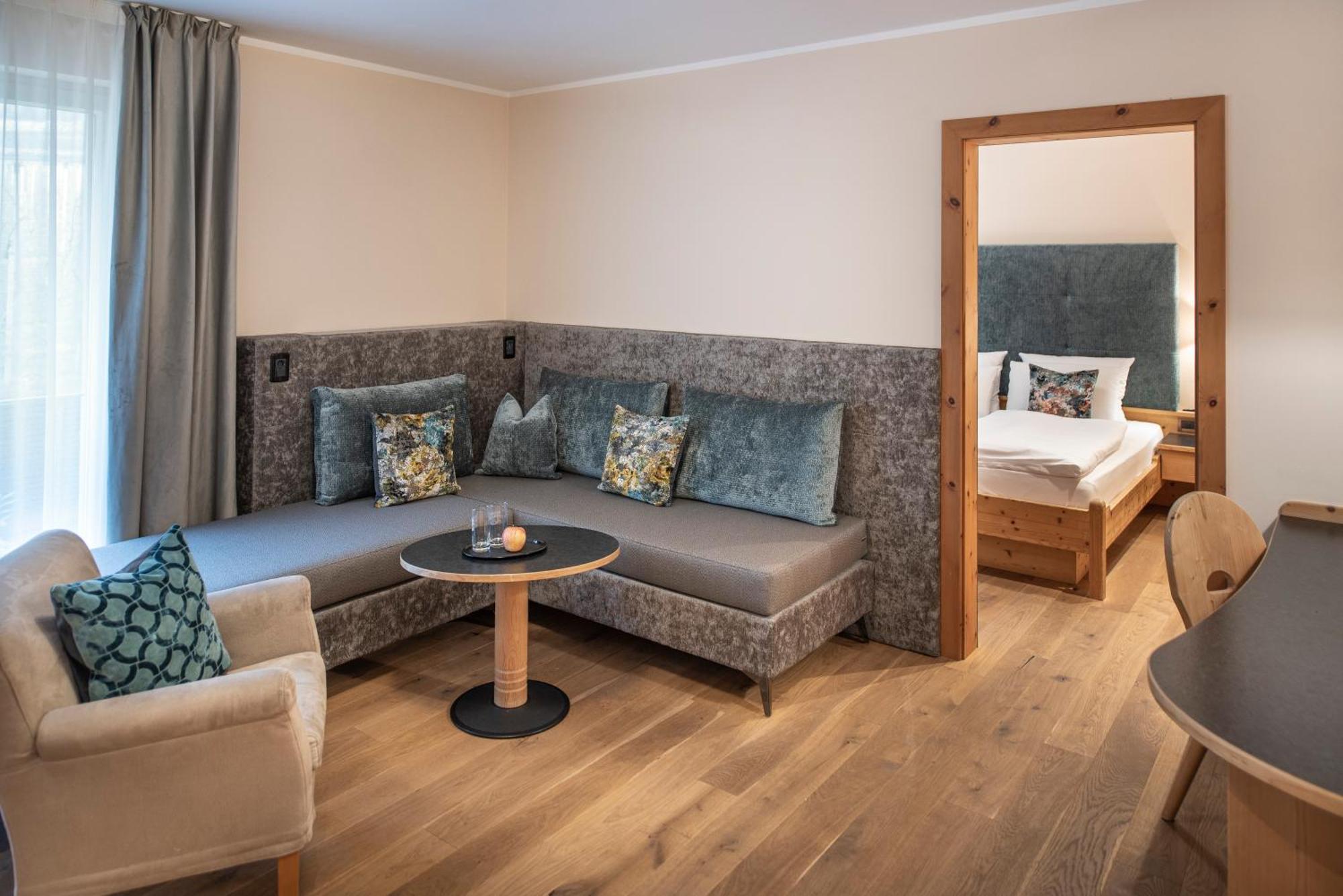 Vitalpina Hotel Waldhof Rablà Esterno foto