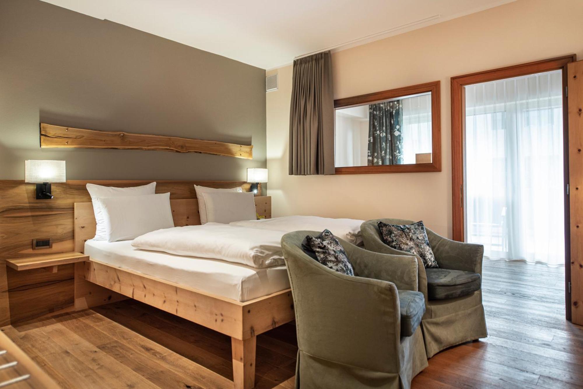 Vitalpina Hotel Waldhof Rablà Esterno foto